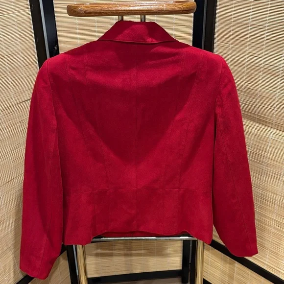 Women's Red Jacket - Picture 4 of 4